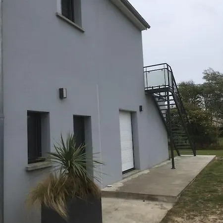Casa de Férias Maison De Meuble Tourisme 4 Etoiles - Bord De Denneville