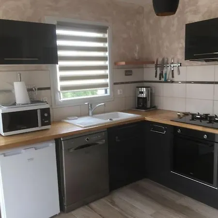 Casa de Férias Maison De Meuble Tourisme 4 Etoiles - Bord De