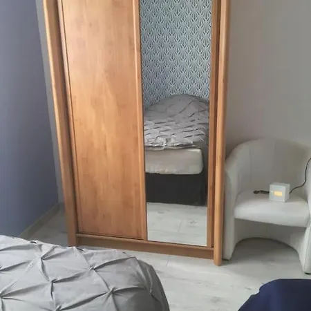 Maison De 4 Cles - Bord De *