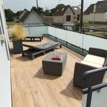 Casa de Férias Maison De Meuble Tourisme 4 Etoiles - Bord De *